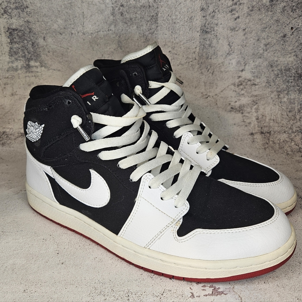 2008 Nike Air Jordan 1 High / Mens SIZE 10.5 / Colorway - Black, White, & Red - Picture 3 of 13